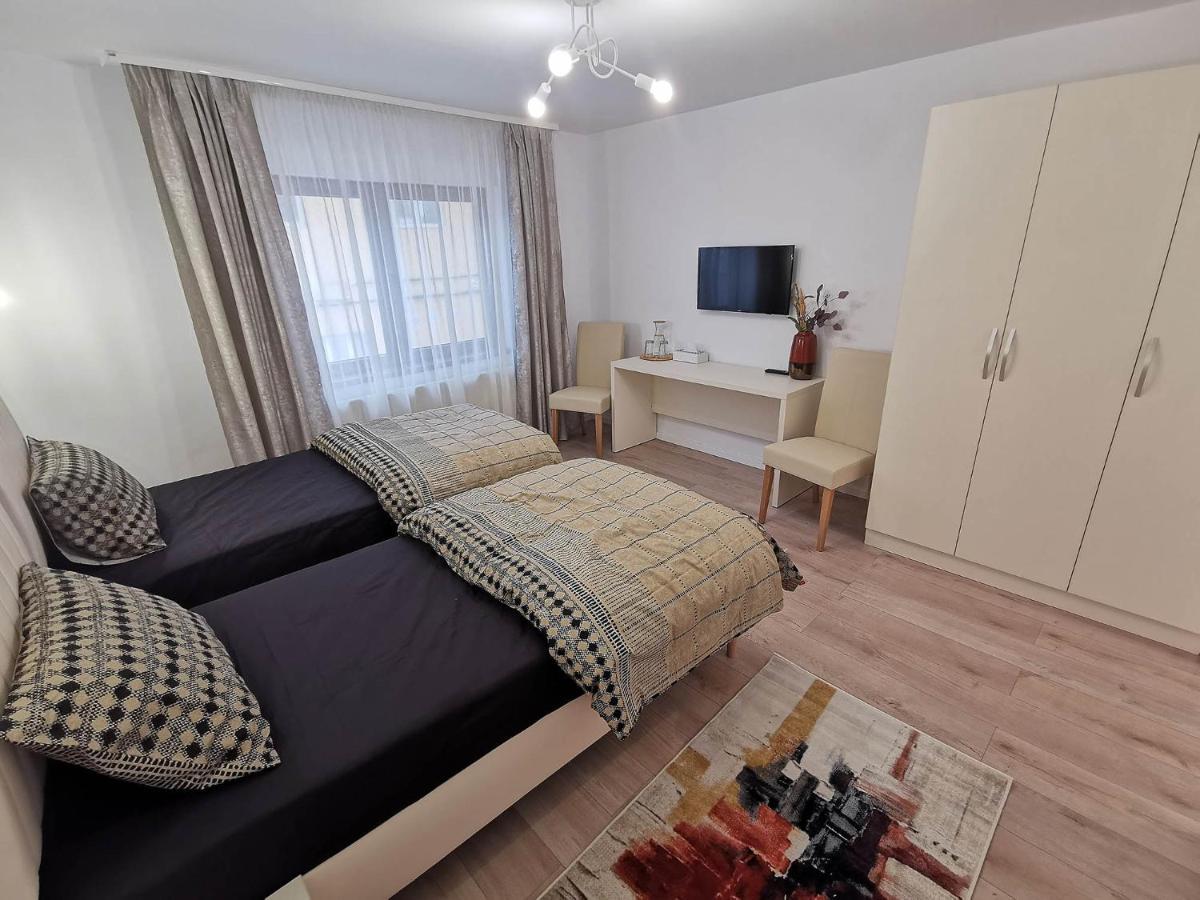 Vila Aras Simeria Esterno foto